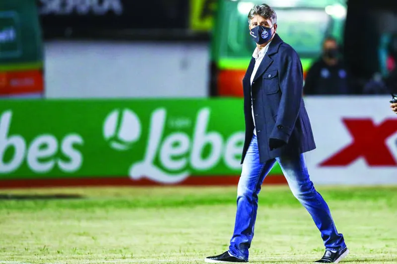 Técnico do Grêmio, Renato Gaúcho elogiou Everton e alfinetou Jorge Jesus: "Nunca tinha ouvido falar"