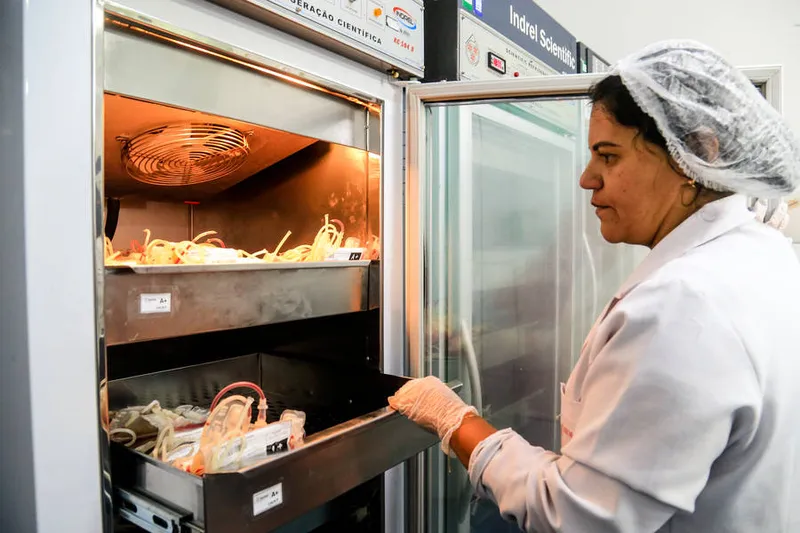 Maceió, 17 de março de 2020  
Doações de sangue caem e Hemoal vai a instituições buscar voluntários. Estoque está abaixo do necessário e número de doadores está diminuindo. Alagoas - Brasil.
Foto: ©Ailton Cruz