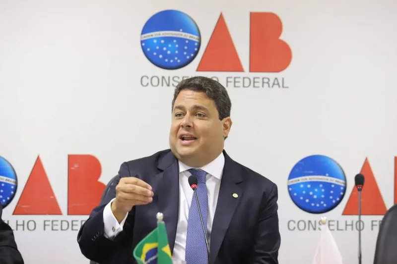 Grupo mais alinhado com o presidente da OAB, Felipe Santa Cruz, prega cautela com ato
