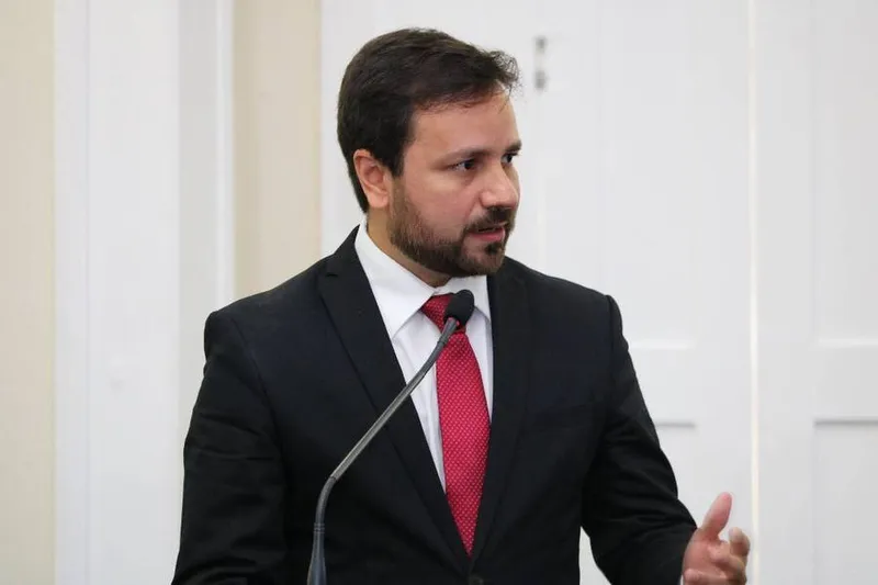 Presidente da OAB/AL, Nivaldo Barbosa sai em defesa das prerrogativas dos advogados