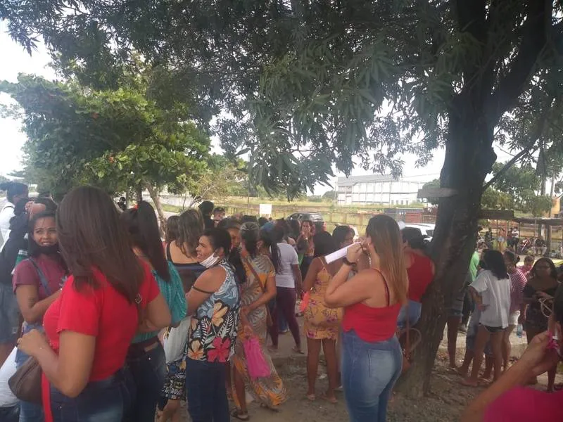 Imagem ilustrativa da imagem PARENTES DE REEDUCANDOS FAZEM NOVO PROTESTO E FECHAM A BR-104