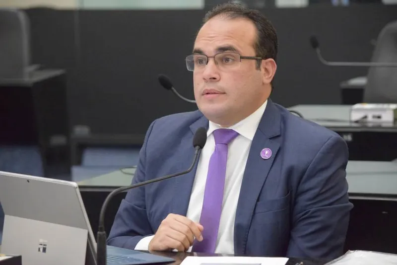 Suposta ameaça ao deputado Davi Maia foi publicada

nas redes sociais; tom da mensagem o deixou assustado
