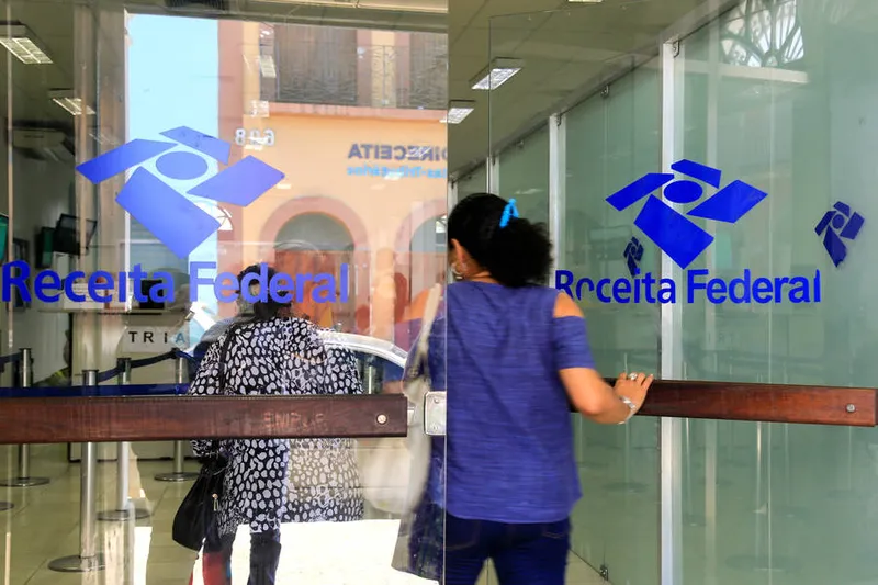 A oito dias para fim do prazo, 80 mil alagoanos ainda não entregaram declaração de IR
Foto: ©Ailton Cruz