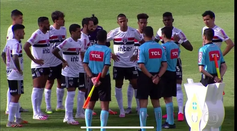Brasileirão teve o jogo Goiás x São Paulo adiado, logo na 1ª rodada, pois atletas do Goiás estavam infectados