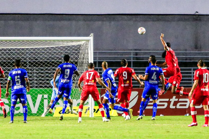 Maceió, 05 de agosto de 2020
Lance do jogo entre CSA X CRB. Partida válida pela final do Campeonato Alagoano de 2020, realizada no Estádio Rei Pelé. Alagoas - Brasil.
Foto: Ailton Cruz