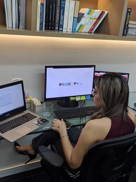 Imagem ilustrativa da imagem USO EXCESSIVO DA INTERNET PODE LEVAR A PROBLEMAS NA REDE