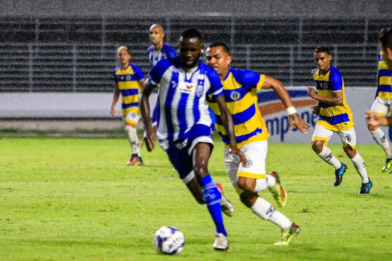 Maceió, 15 de março de 2020
Lance do jogo entre CSA e Freipaulistano. Partida válida pela 7ª rodada da Copa do Nordeste, realizada no Estádio Rei Pelé. Alagoas - Brasil.
Foto: Ailton Cruz