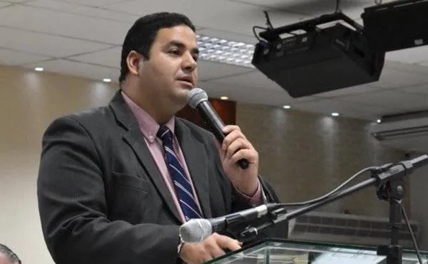 Pastor Dario Marinho foi o pregador do culto de encerramento da Semana de Missões na AD Alagoas