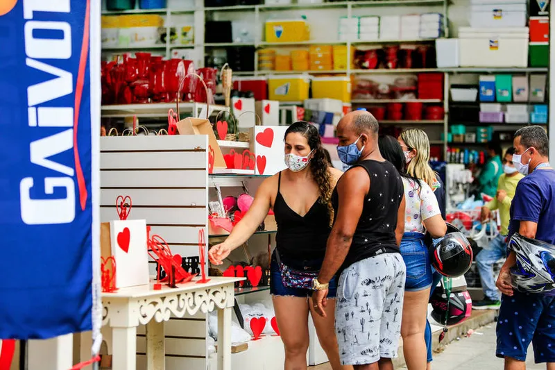 De acordo com os dados, entre abril e junho deste ano o Estado fechou 1,21 mil pontos comerciais, aponta estudo
