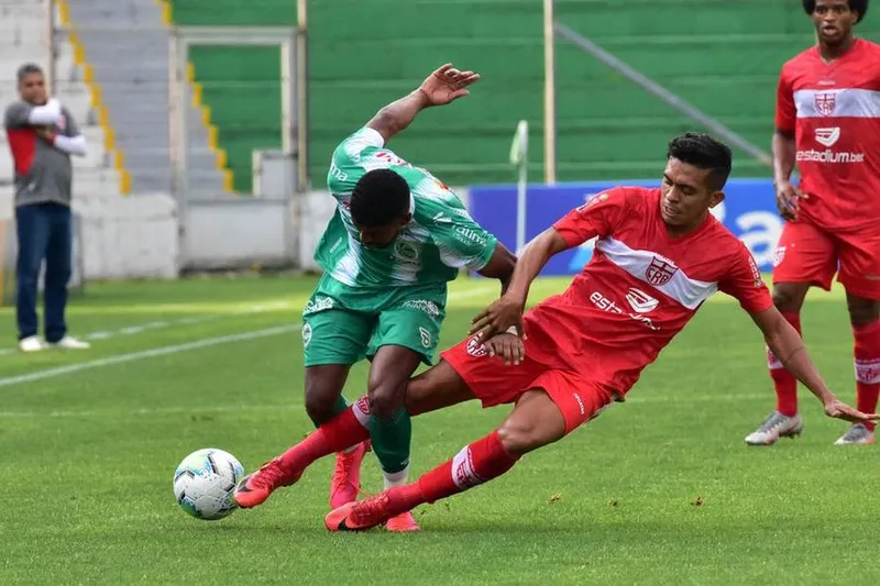 CRB jogou melhor, mas não conseguiu superar o Juventude a acabou perdendo, por 2 a 0
