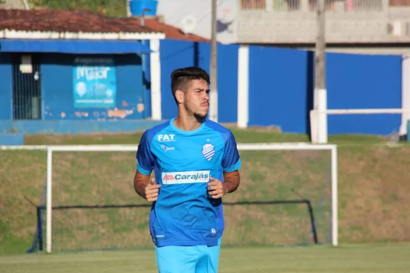 Victor Paraíba quer sequência da Série B com foco total e diz sobre o técnico Mozart: ‘Contará com apoio do elenco’