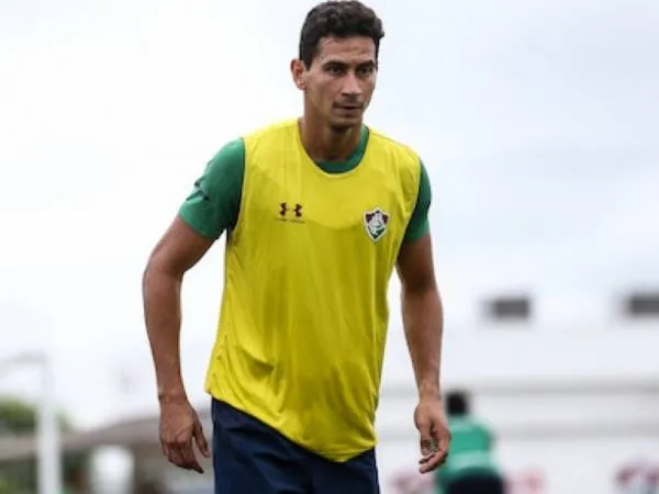 Ganso é o décimo jogador do Fluminense a testar positivo para a Covid-19