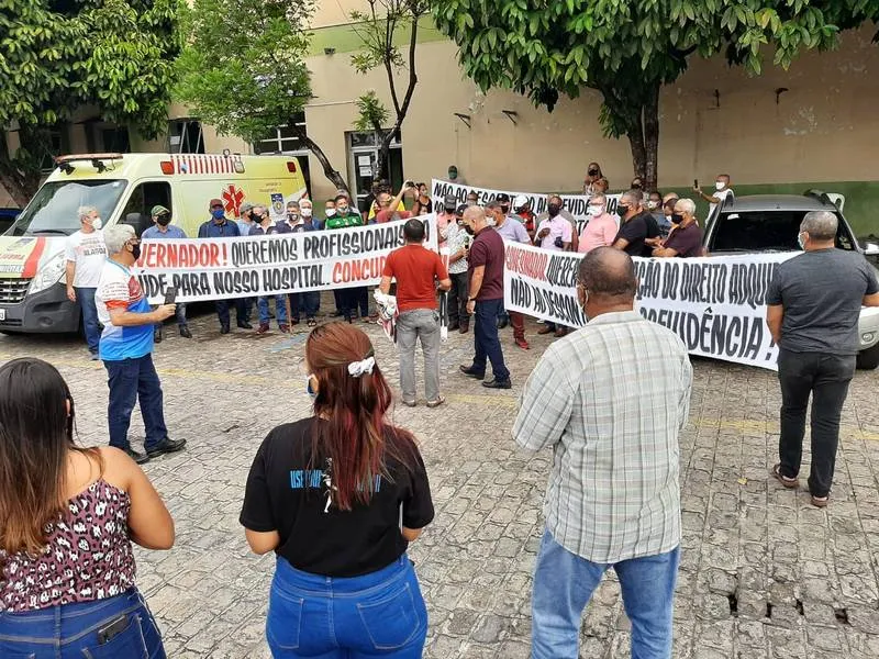 Militares se concentraram em frente ao Comando Geral da PM para protestar no Centro