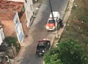 Imagem ilustrativa da imagem POLÍCIA PRENDE SUSPEITOS DE CRIMES EM PENEDO