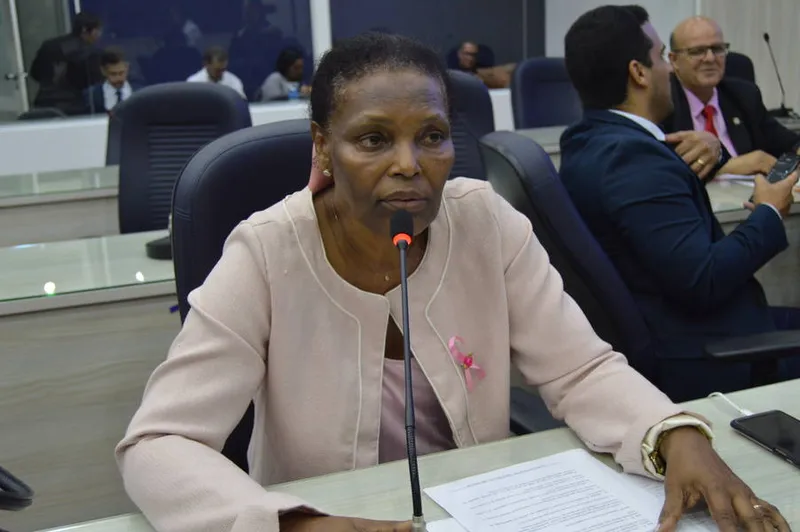 Para Fátima Santiago, é fato que a representatividade dos negros na política é bastante tímida