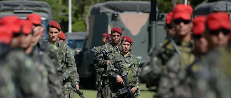 Homens do Exército devem ser acionados para fazer a segurança no dia das eleições, caso o TSE autorize o pedido