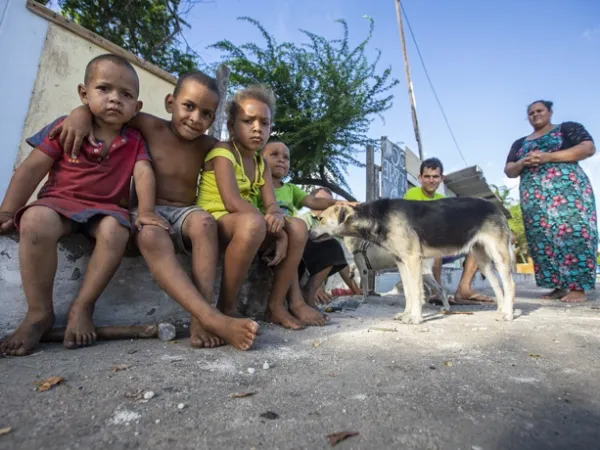 Levantamento mostra que mais de 73% de crianças alagoanas de zero a cinco vivem em famílias pobres