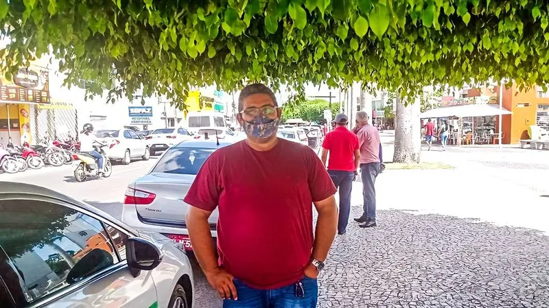 Taxista Roberto Nunes, de 42 anos, opina que a decisão do MDB estadual de retirar a ação “foi muito em cima”