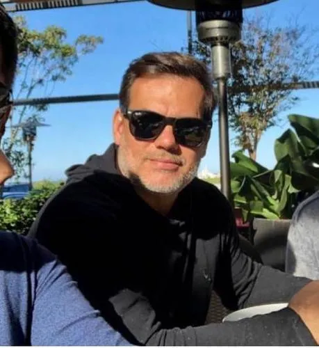 Adriano Gehres foi substituído da campanha de Alfredo Gaspar pela marqueteira Renata Melo e Ricardo Melo