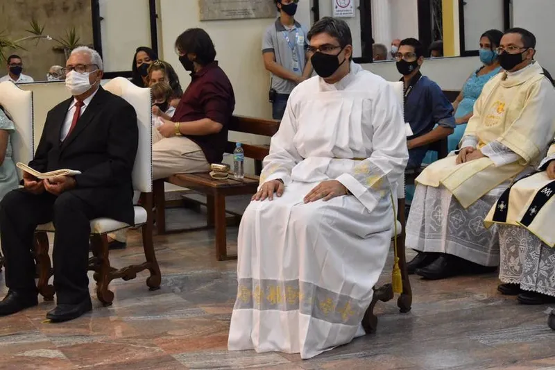 Urilian Santana foi ordenado no último dia 14, na Paróquia de São João Maria Vianey, no Clima Bom, em Maceió