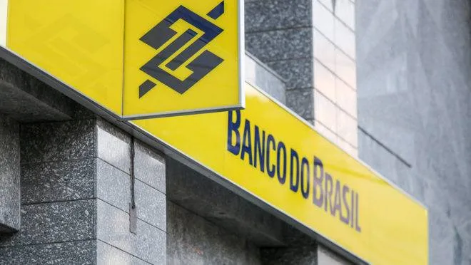Ajustes devem ser feitos apenas na parte do pacote que prevê o fechamento de agências