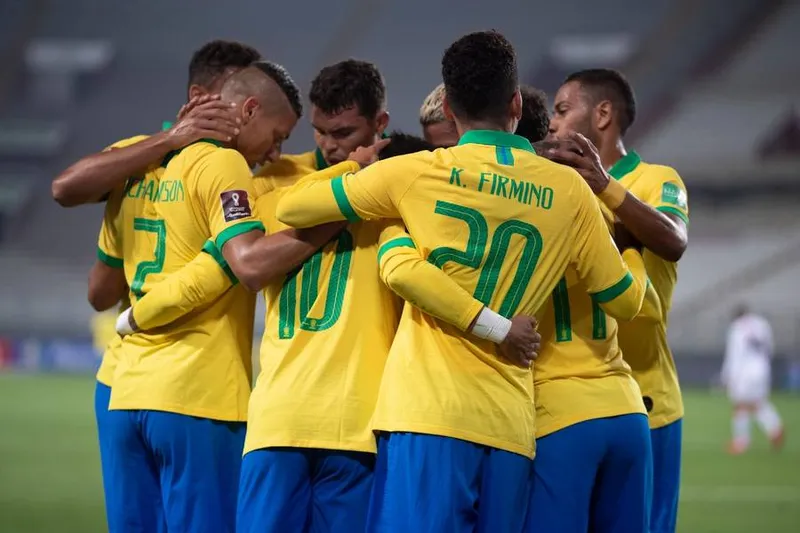 Seleção Brasileira está em terceiro lugar no ranking da Fifa que foi divulgado nessa quinta-feira (22)
