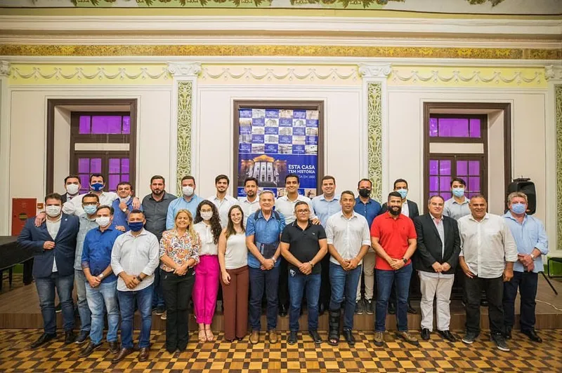 Vereadores eleitos e JHC se reuniram durante a semana para dar início a relação entre o Executivo e o Legislativo