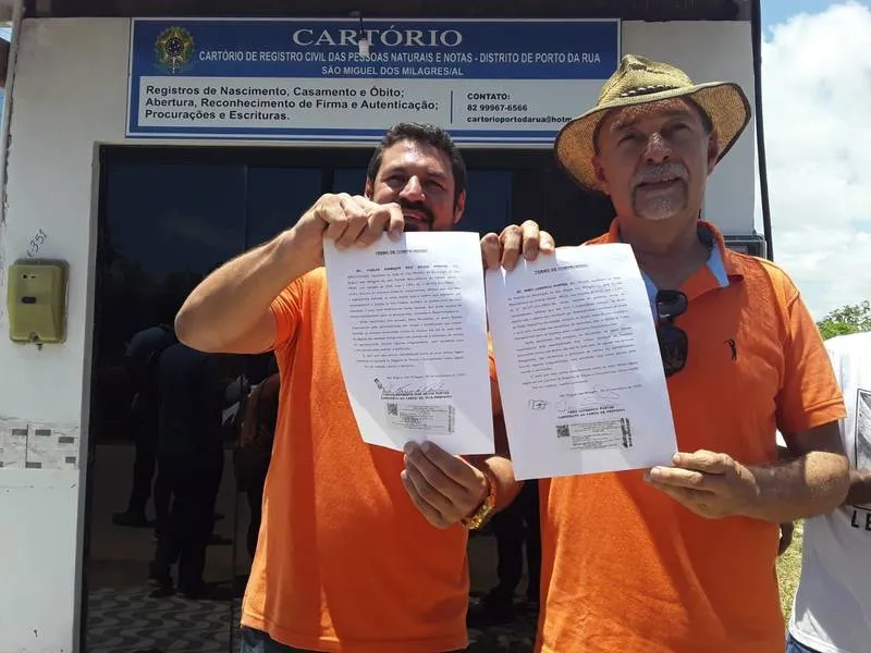 Candidatos Théo Pontes e Henrique Pontes registraram declaração em cartório na sexta