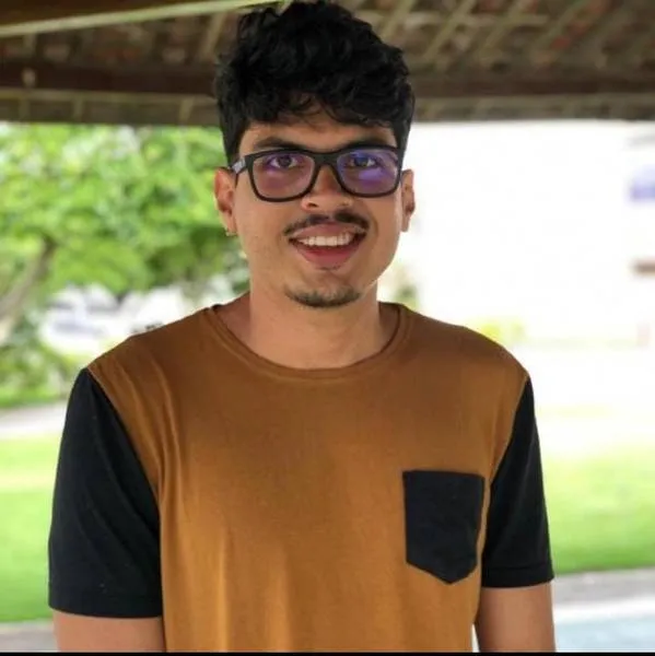 Lucas diz que sentimento de medo aumentou e ele e os amigos pararam de se reunir

