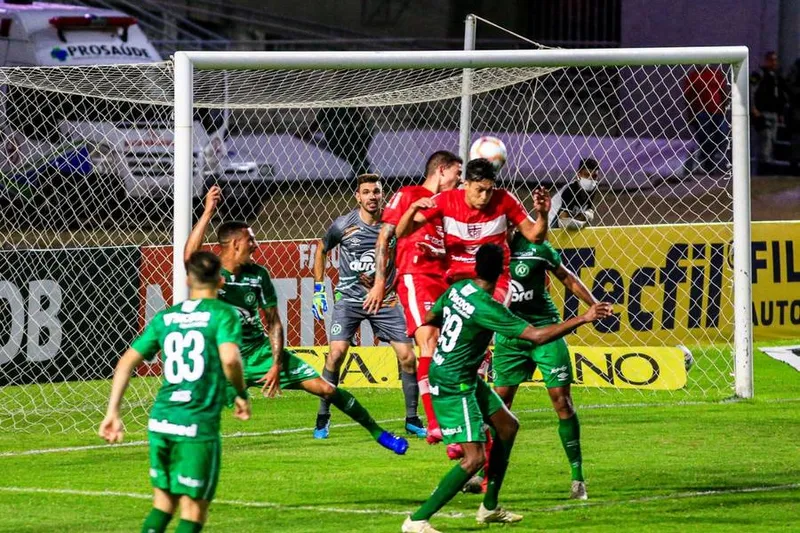 No jogo de ida, o CRB perdeu para a Chape pelo placar de 1 a 0, no Estádio Rei Pelé