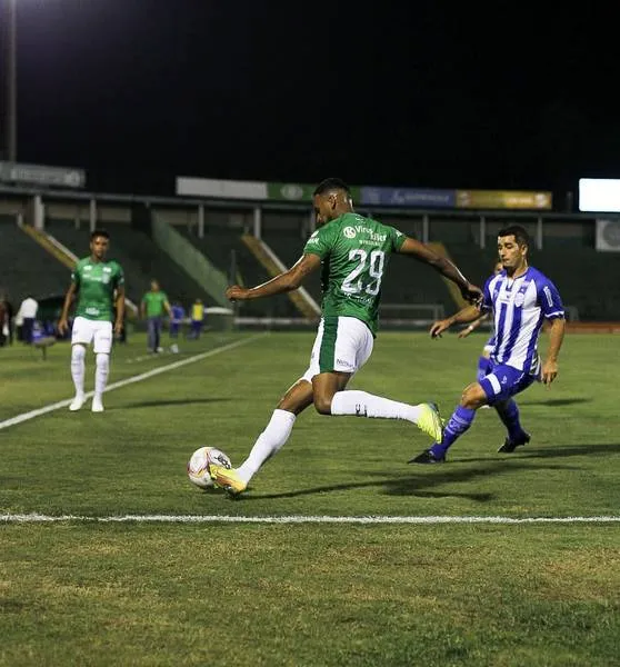 CSA perdeu para o Guarani e quebrou série invicta na Série B