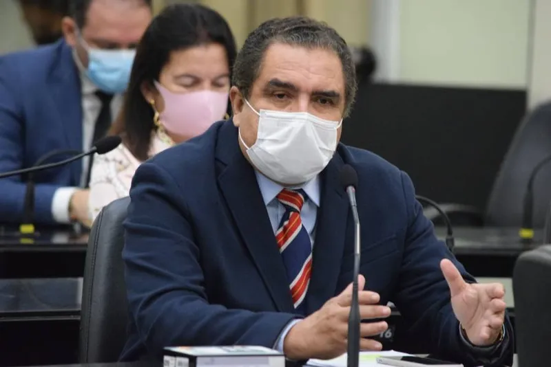 Inácio Loiola concorda que a Presidência do TSE, assim como o Supremo, foi infeliz quando autorizou a eleição