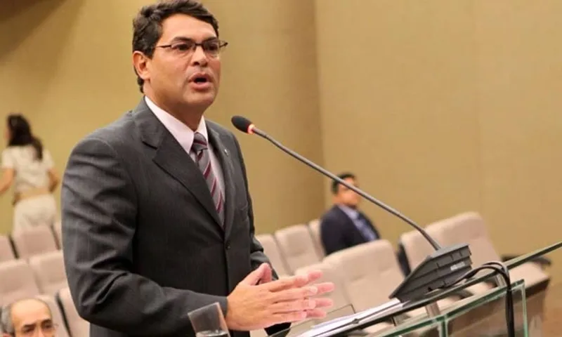 Juiz Pedro Ivens, da 2ª Zona Eleitoral, é quem vai conduzir a cerimônia de diplomação