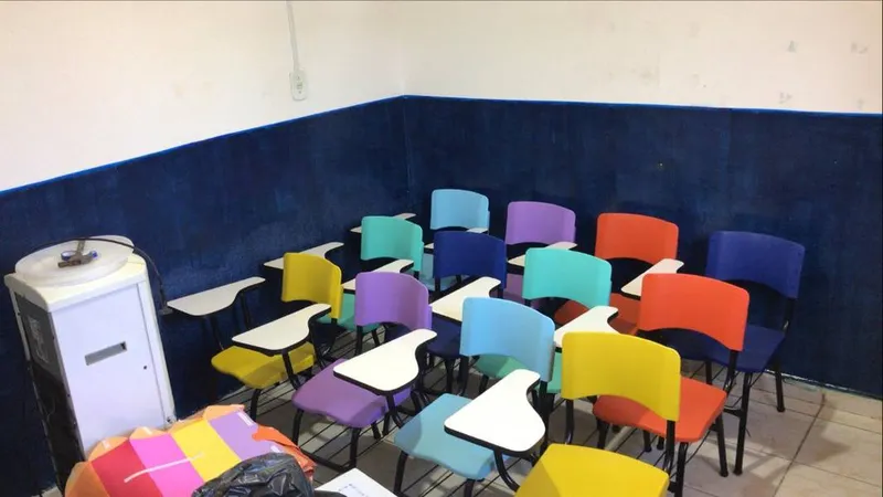 Imagem ilustrativa da imagem ESCOLAS SE PREPARAM PARA RETORNO DE AULAS PRESENCIAIS