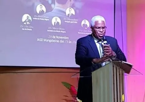 Juiz John Silas diz que a Bíblia é um compêndio que tem Cristo como centro de suas narrativas