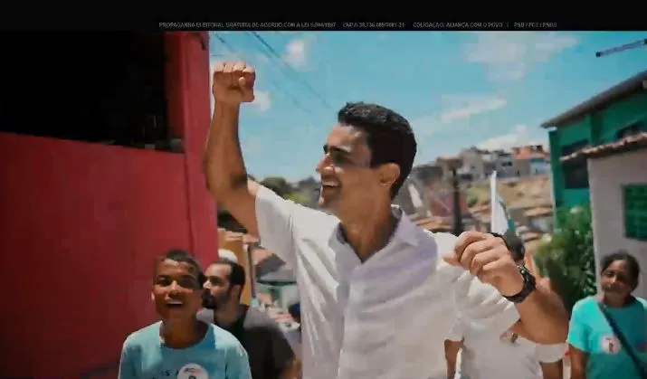 Despedida de JHC do guia eleitoral foi marcada por um breve resumo de imagens de sua trajetória na campanha