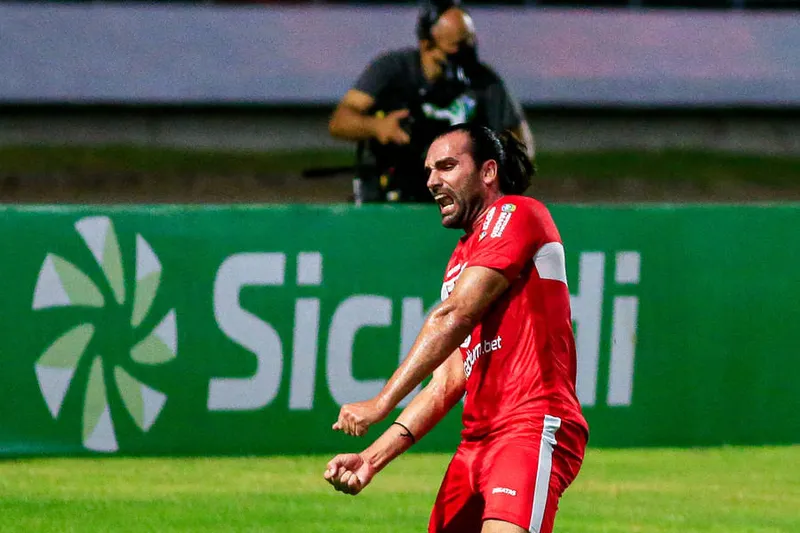 Maceió, 22 de setembro de 2020
Lance do jogo entre CRB x Juventude. Partida válida pela 4ª Fase da Copa do Brasil, realizada no Estádio Rei Pelé em Maceió. Alagoas - Brasil.
Foto: Ailton Cruz
