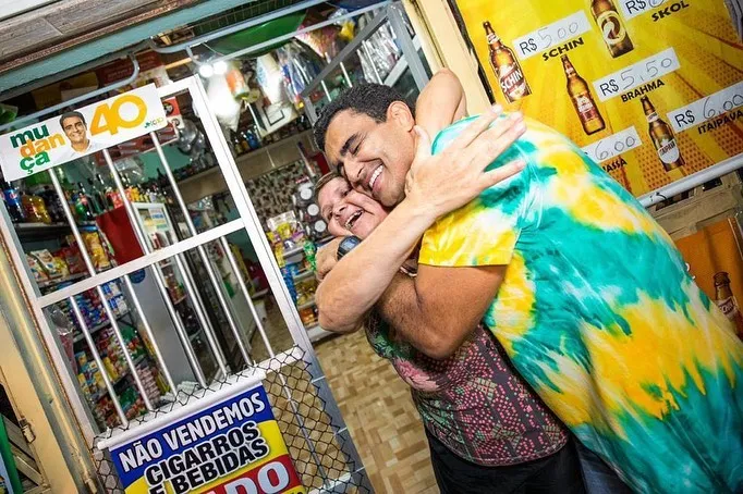 Entre os que ganham de 1 a 2 salários mínimos, João Henrique Caldas lidera com 62% ante 38% de Alfredo Gaspar
