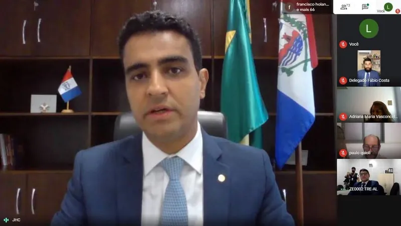Ao referir-se aos vereadores eleitos, JHC desejou um mandato ativo, útil e garantiu estar à disposição da Câmara
