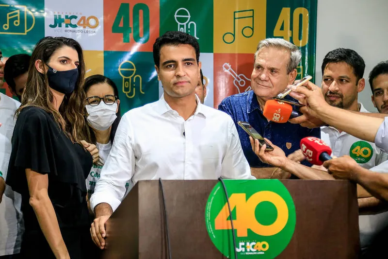 Conforme já foi revelado pela Gazeta Digital, o novo prefeito de Maceió, JHC, vai herdar uma dívida de R$ 300 milhões