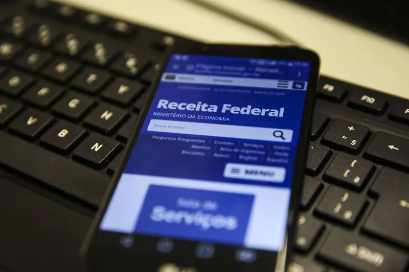 Consulta será aberta nesta sexta-feira e o crédito bancário será liberado no dia 30 deste mês, na conta informada pelo contribuinte