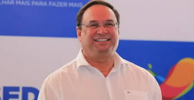 Mesmo seguindo todo o trâmite para se candidatar, Luciano Barbosa sofre perseguição