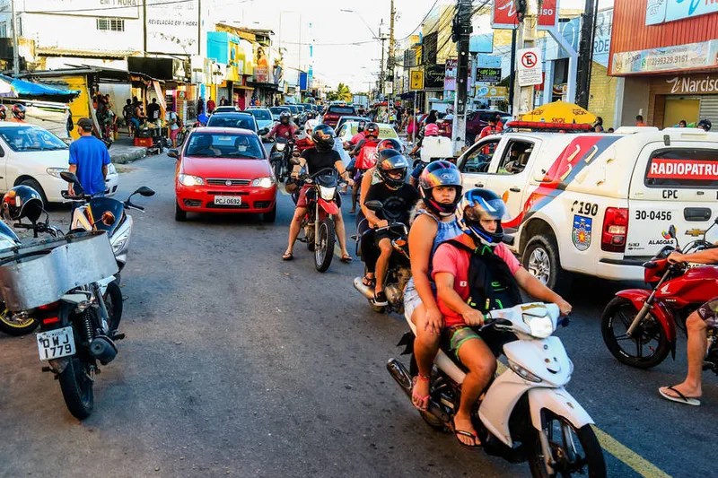 Bairro do Jacintinho continua liderando em número de casos de Covid em Maceió
