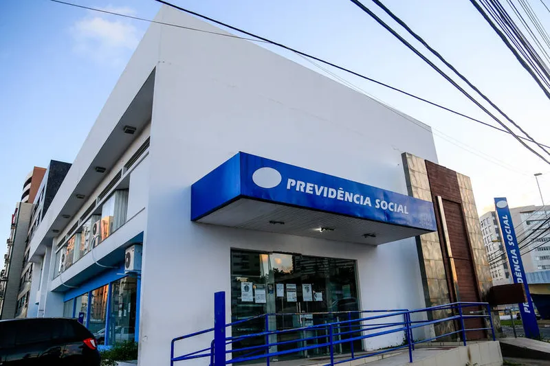 Do total de pessoas que esperam benefício, 24.451 estão na fila há mais de 45 dias