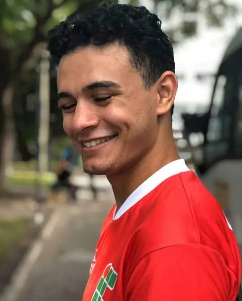 Victor diz que pandemia não alterou totalmente sua rotina, mas ele segue os protocolos