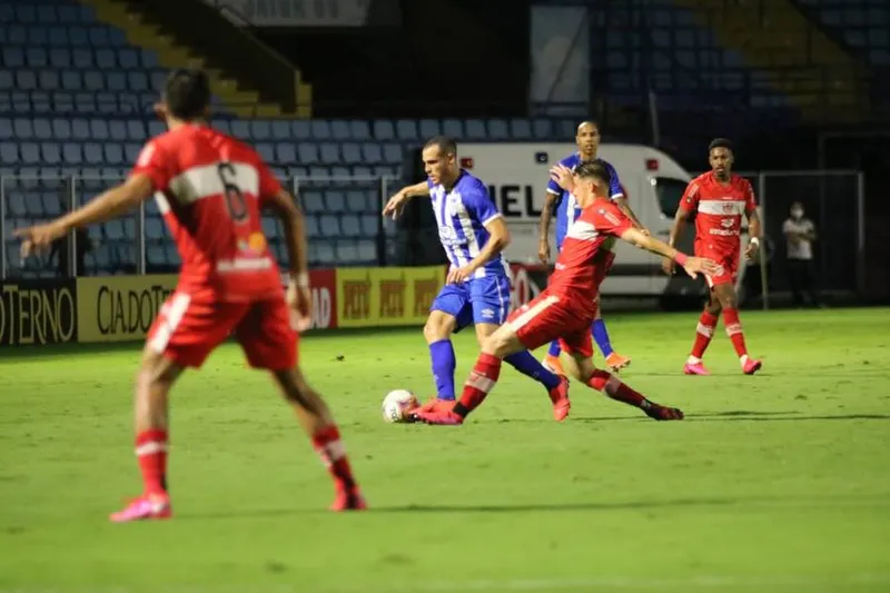 CRB foi melhor em campo e conquistou importante vitória na luta para se afastar do Z-4