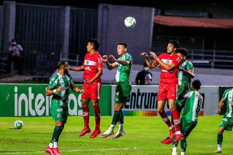 Maceió, 22 de setembro de 2020
Lance do jogo entre CRB x Juventude. Partida válida pela 4ª Fase da Copa do Brasil, realizada no Estádio Rei Pelé em Maceió. Alagoas - Brasil.
Foto: Ailton Cruz