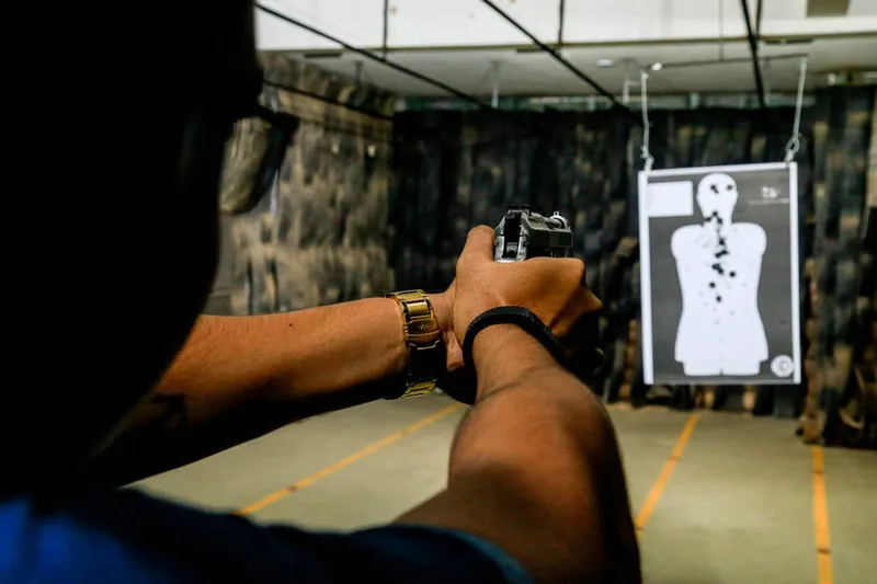Maceió, 19 de março de 2019
Vendas de Armas em loja especializadas e treinamento na escola de tiro. Alagoas - Brasil.
Foto: ©Ailton Cruz