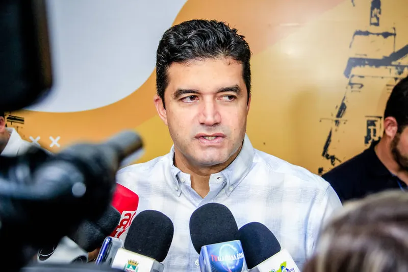Rui destaca que o auxílio emergencial ajudou a manter as contas da prefeitura em dia