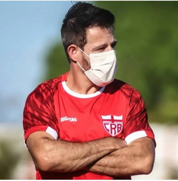 No CRB, Ramon terá a chance de se manter na primeira prateleira de técnicos do Brasil